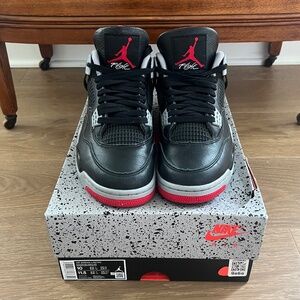 Air Jordan 4 Retro